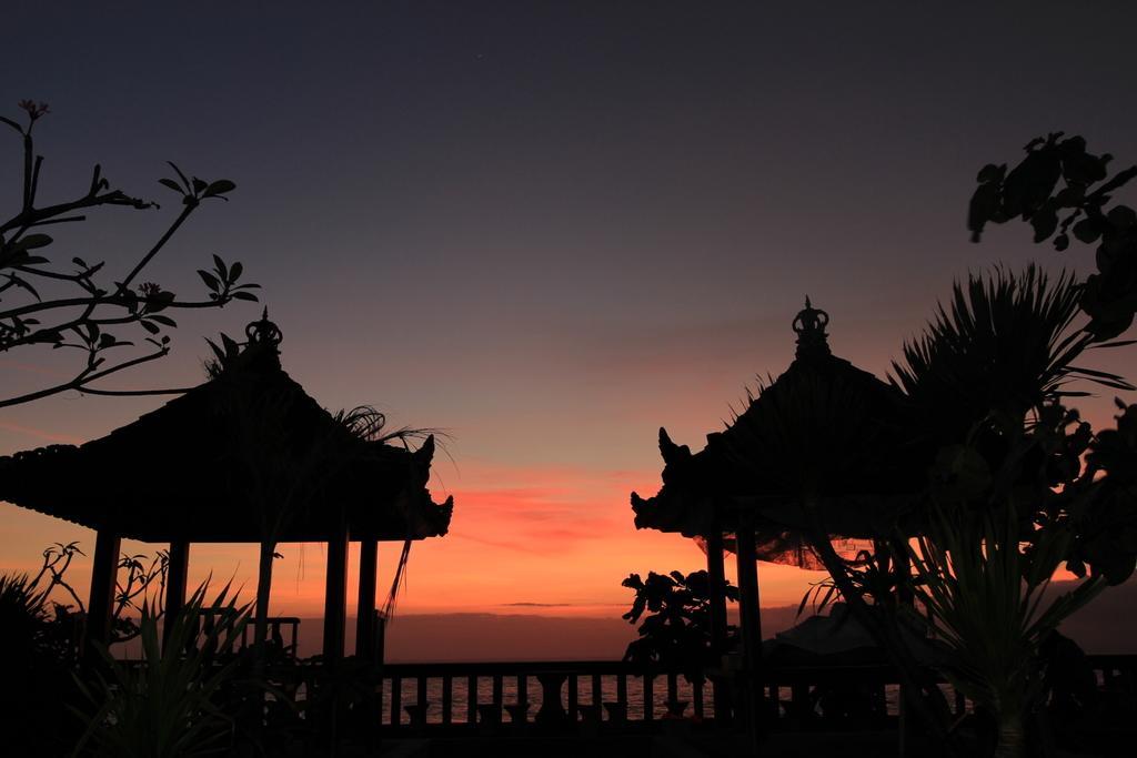 Отель Dodol Lembongan Cliff Sunset Экстерьер фото